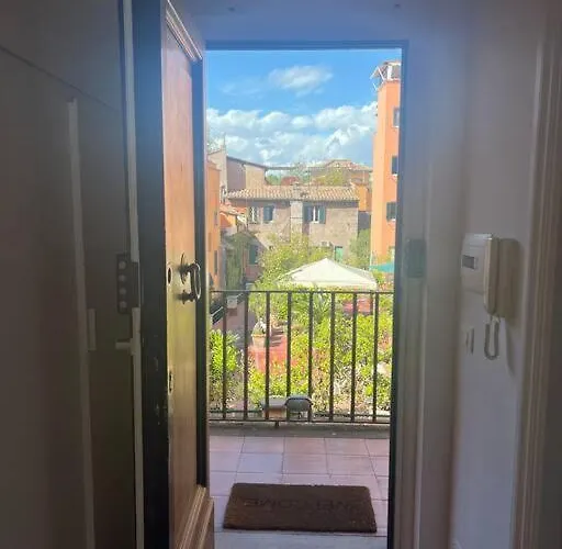 Апартаменты Scarpetta32 - Your In Trastevere Рим